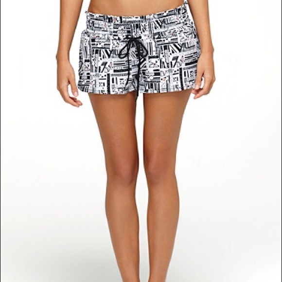 DVF x Roxy bikini top and shorts size L - Picture 5 of 6